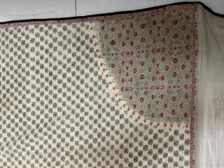 Very rare Indian Kashmir moon shawl dated 1750-1780 in perfect condition it measures 200 cm by 200cm no moth holes or stains  it’s very clean shawl      