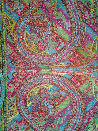 A.beautiful antique kashmir shawl perfect condition beautiful bright colours                        