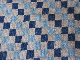 Tibetan : Checkerboad mat, fragment. silky wool c.1910                         