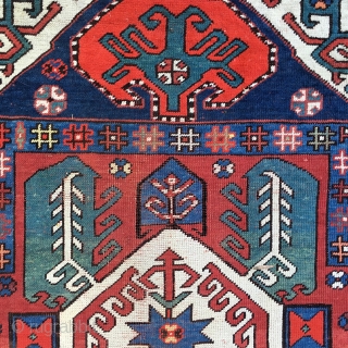 Antique Caucasian Karabagh KASIM USHAG USHAK USHAQ Rug 4'6" x 7'2" Collectible

very good condition,low pile around, flat pile middle, with a small repair ( not noticeable)
Please see pictures     