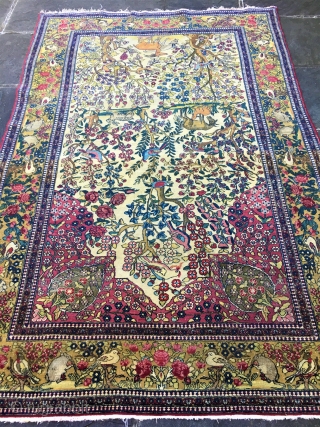 


Antique Persian Isfahan 4'5" x 6'10" Rug Tree of Life Collectible
This stunning tree of life design is beautiful enough to hang on the wall. Intricate pattern filled with bursts of leaves and  ...