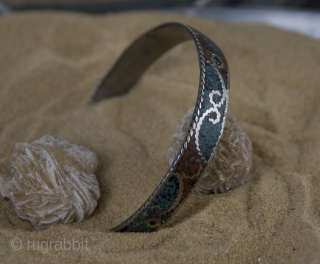 4 old Berber pure silver and enamel mosaic, hand made,  bracelets from South Morocco, Taroudant

size:  diameter: 6,5 cm 

 height: 1,0 cm         