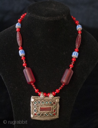 Pashtun silver amulet and old red Gablonz Czech beads necklace

price is including recorded mail international shipping Paypal accepted               