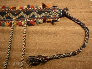 Qashqai nomads, horse chest decoration band, 95x9cms aprox. (95x65cms aprox. including tassles), fine tightly spun wool, excellent original condition from first half 20th c.         