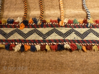Qashqai nomads, horse chest decoration band, 95x9cms aprox. (95x65cms aprox. including tassles), fine tightly spun wool, excellent original condition from first half 20th c.         
