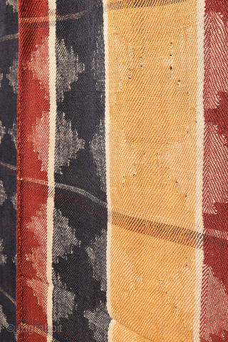 A very finelly woven antique Qashqai  jajim por moj, woven entirely with natural dyes. As can be seen the weaver had access only to a small loom and therefore she had  ...