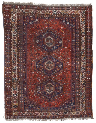 This large rug woven by Arab women from southern Iran is made up of three central medallions, surrounded by multiple animal and plant motifs, among which two-headed animals stand out. The entire  ...