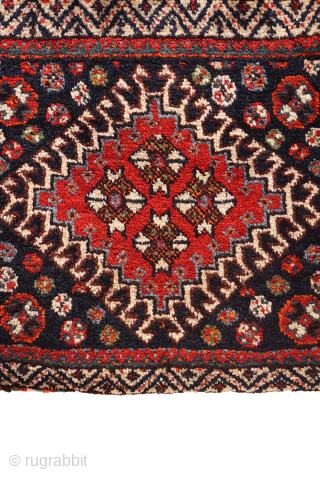 antique Luri saddlebag, or khorjin, a truly captivating piece. The main medallion boldly fills the entire front surface, featuring a pile that is wonderfully soft, plush, and long.

While many saddlebags typically showcase  ...