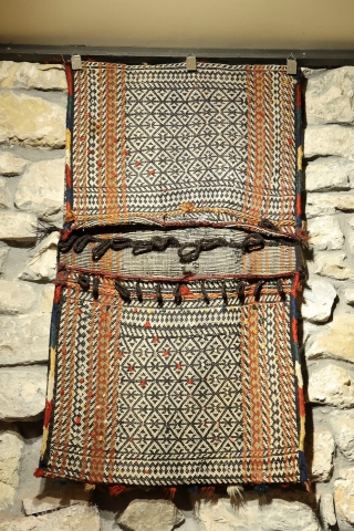 Qashqai saddlebag, very finelly woven in the warp float weave technique. All natural dyes. You can buy this saddlebag directly from our web or get in touch:
https://nomada.biz/en/producto/qashqai-saddlebag-from-iran-129x73-cms/      