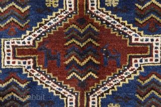 Woven by a woman from the Laberduni Arab tribe of southern Iran. All the dyes are natural, with a spectacular blue and ochre colour. The wool is soft and shiny. In mint  ...