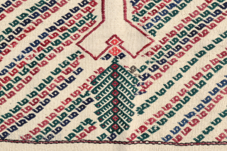 Antique Keçimuhsine kilim in mint condition with the characteristic design of this village. The wool is finelly spun and all the dyes are natural. The kilim is finished off at one of ...