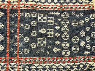 The weaver of this saddlebag from the Qashqai nomads from South West Iran, was very creative when designing the saddlebag. Natural dyes, some stains and repairs. 93x53 cms. (AT1705171)

Please get in touch  ...