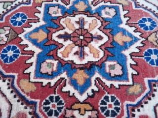 Malayer pushti, 92x64cms, from about 1930, soft colours, excellent original condition with even high pile throughout.                 