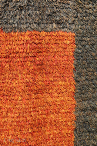 An exceptional Antique Uzbek Julkhyr Rug with Inscription.
This extraordinary antique Uzbek Julkhyr rug stands out immediately due to a rare inscription woven directly into its design. Please also note the asymetry in ...