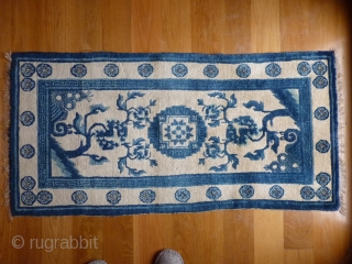 Chinese carpet with the softest wool. 130x62cms                          