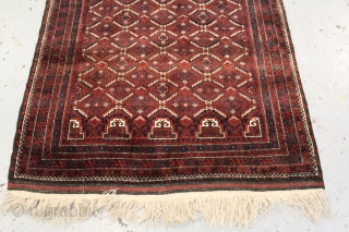 Beautiful and good quality  Beluch rug with nice colouring and soft wool (circa 1910-1920)
corner of one side flaweave is repaired.
size 250x110           