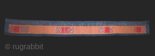 Woman' s skirt cod. 0096. Cotton embroidery on cotton. Hmong hilltribe. Laos. Circa 1960's. Very good condition. Cm. 48 x 488 ( 1'7" x 16').         ...