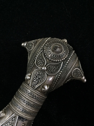 Antique royal silver khanjar from Oman 
Circa late 19th - early 20th century                    