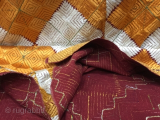 Antique Phulkari shawl from Punjab , Pakistan 
In excellent condition                       