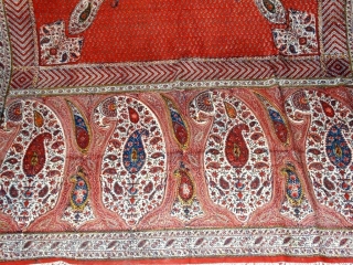 
Object d crafts
a beautiful Kalamkari in perfect condition 19th century. Size 94*55 inches                    