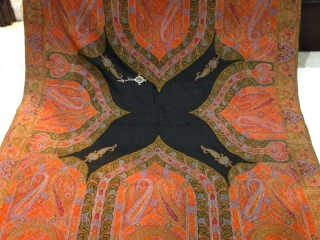 BEAUTIFUL KASHMIR LONG SHAWL FROM INDIA PERTECT CONDITION C 1840-1870 
 SIZE 340*136 CM                   