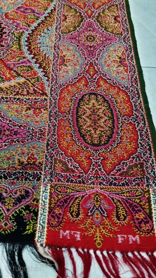 Beautiful Extraordinary Fine French Paisley FM Shawl Size 138.inches long 62. Width
Perfect Condition Beautiful Colour.                  