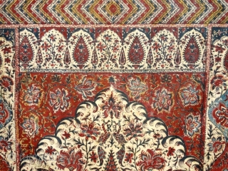 a beautiful Kalamkari in perfect condition 19th century. Size 73.5*45inches

                       