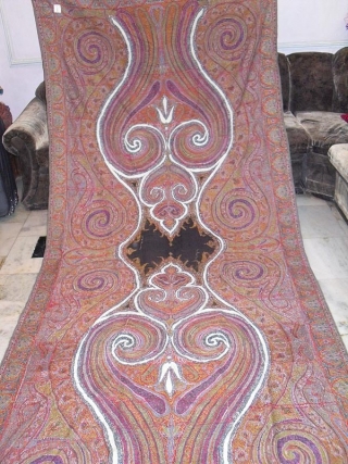 A beautiful vintage Kashmir long shawl in superb quality and perfect condition and colours.                   