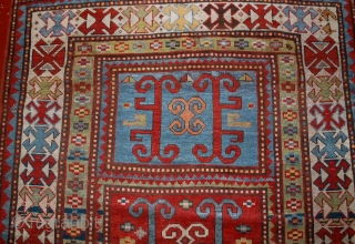 #1B561  Hand made antique Caucasian Kazak rug 4' x 6.9' ( 122cm x 210cm ) 1890.C                