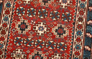 #1B477  Hand made antique Caucasian Chichi rug 4.2' x 5.5' ( 128cm x 167cm ) C.1880                