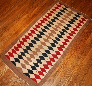 #1B57 Hand made antique American-Indian Navajo rug 2.5' x 5.10' ( 76cm x 183cm) 1920.C
                  