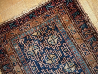 Handmade antique Persian Kurdish rug 2.1' x 2.9' ( 66cm x 90cm ) 1900s - 1C367                 