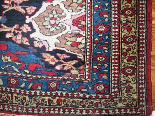 #1B150  Hand made antique Persian Isfahan rug 4.3' x 6' ( 131cm x 183) 1900.C
                 