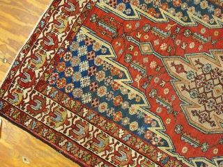 #1B35 Handmade antique Persian Mazlahan rug 4.1' x 6.3' ( 128cm x 192cm ) 1920.C
                  