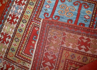 Handmade antique Caucasian Kazak rug 4' x 6.9' (122cm x 210cm) 1890s - 1B561                   