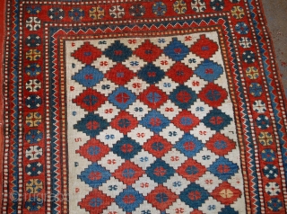 Handmade antique Caucasian Kazak rug 3.7' x 6' (113cm x 183cm) 1890s - 1B562                   