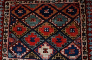 Handmade antique collectible Persian Jaf Kurdish bag face 1.4' x 1.6' (43cm x 49cm) 1880s - 1B565                