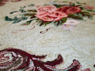 Handmade antique square American hooked rug 3' x 3.4' (93cm x 104cm) 1920s - 1C457                  