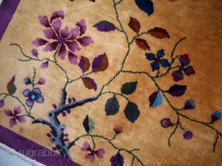 Handmade antique Art Deco Chinese rug 4' x 6.8' (120cm x 208cm) 1920s - 1B571                  