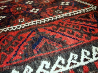 Handmade antique Afghan Baluch rug 3.2' x 6' (100cm x 184cm) 1920s - 1C489                   