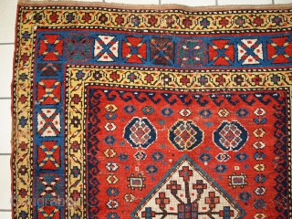 #1C259  Handmade antique Caucasian Kazak rug 4.1' x 6.9' ( 127cm x 211cm ) 1860.C
                 