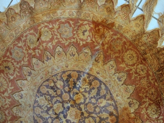 #1C298  Handmade antique silk Turkish Kayseri rug 4.2' ( 130cm ) 1900.C
                    