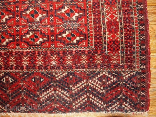 B324 collectible Turkoman "Yomud" rug 2.10' x 4' 1900, in original good condition.                    