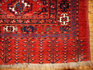 #1B333 Collectible Turkoman chuval rug 3' x 4.5' 1880, in original condition: has some age ware.                 