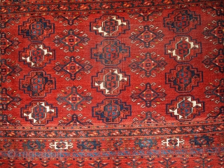 #1B333 Collectible Turkoman chuval rug 3' x 4.5' 1880, in original condition: has some age ware.                 