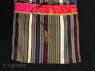 antique caucasian silk Jajim mini double bag. 

Size 68 cm x 28 cm
                    