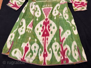 Antique uzbekistan silk ikat chapan , in good condition, 160x125 cm                      