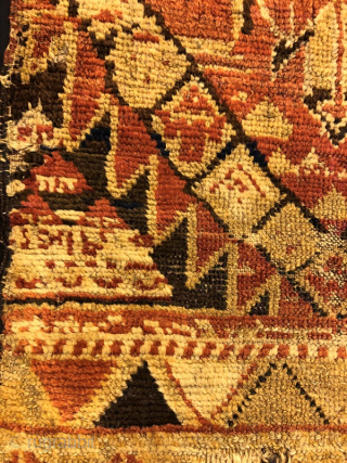 Antique Anatolian Kurdish Rug Pure Wool Natural Color 115x90 cm                       
