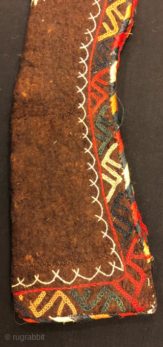 Antique Kyrgyzstan Wool Embroideri Handmade Felt For Hunter Rifle Cover ,

Wall Hanging 135x16cm                    