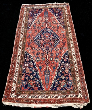 Shiny antique Zanjan Khamseh, Kajaluk village. 106x190 cm (3’5”x 6’3”). One would say Hamadan, but it is Zanjan Khamseh, from Kajaluk village.
Not to be confused with the Khamseh Confederacy amazing rugs!  